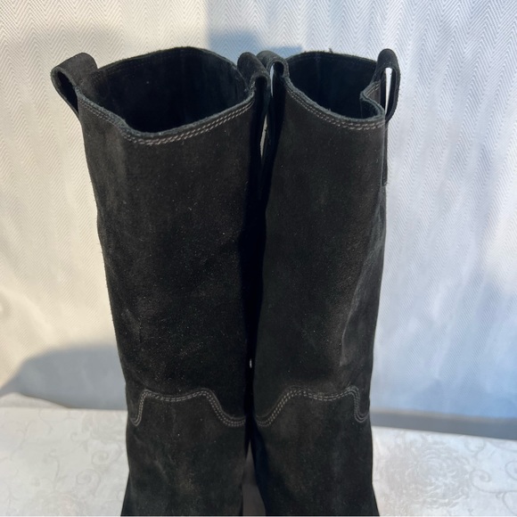 Black Suede Heeled Boots - Picture 4 of 11